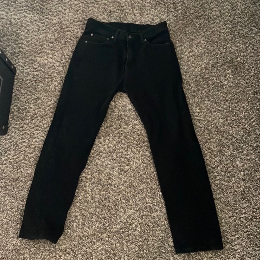 LEVIS BLACK JEANS